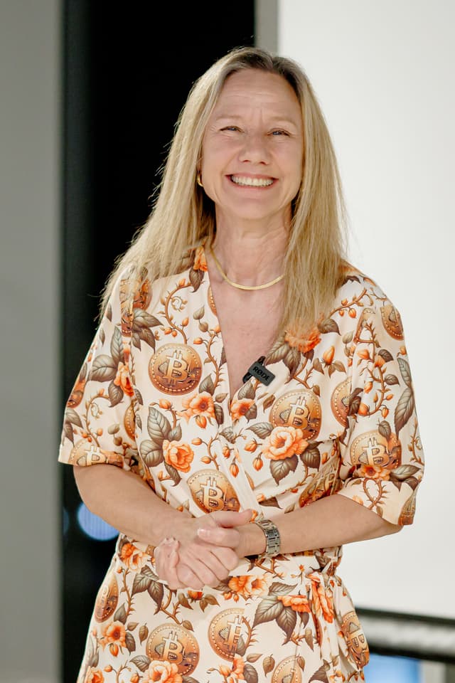 Carri - Coach & Finance Expert